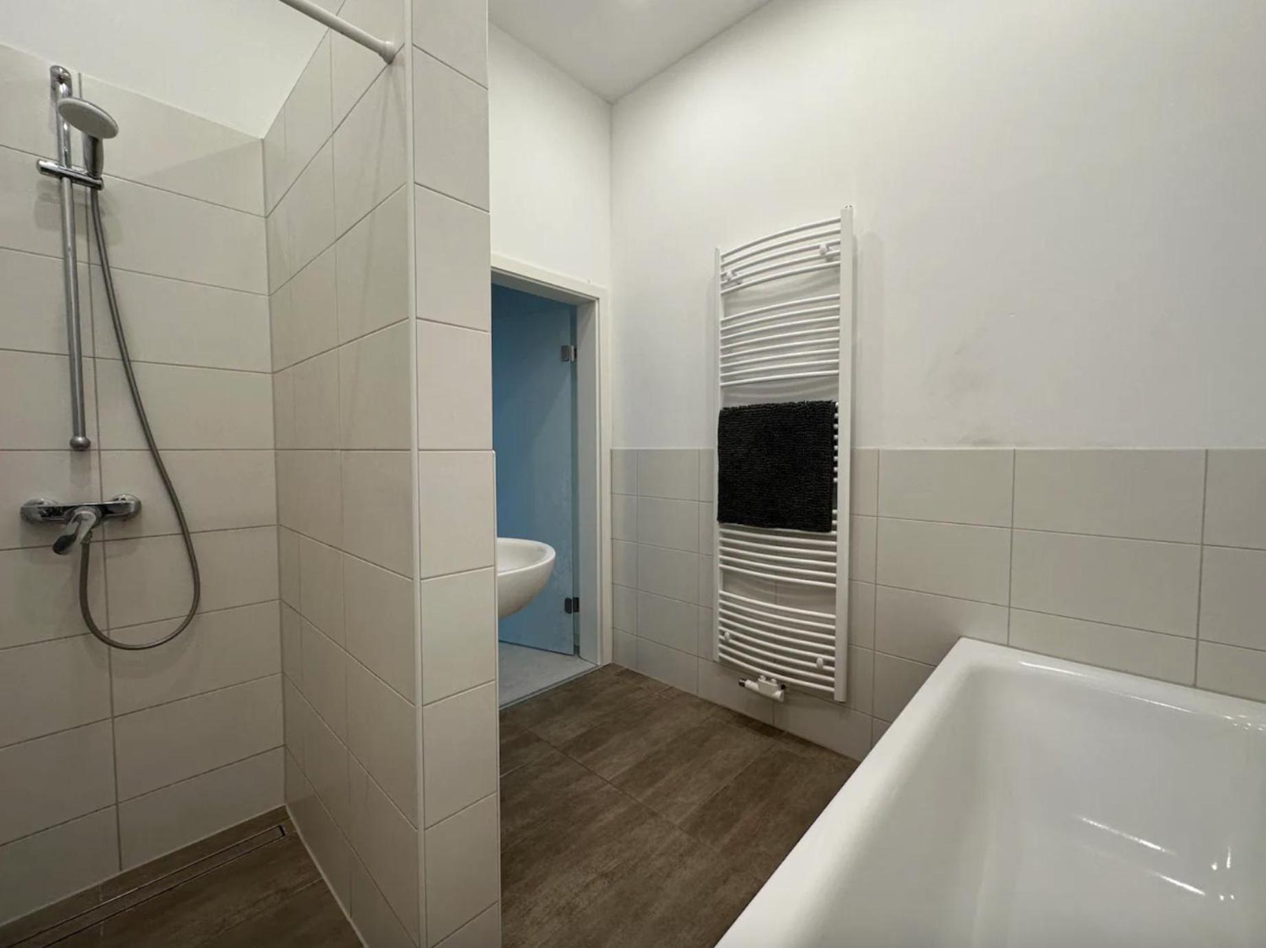Zentrale Unterkunft Am See Apartment บุคโคว์ ภายนอก รูปภาพ